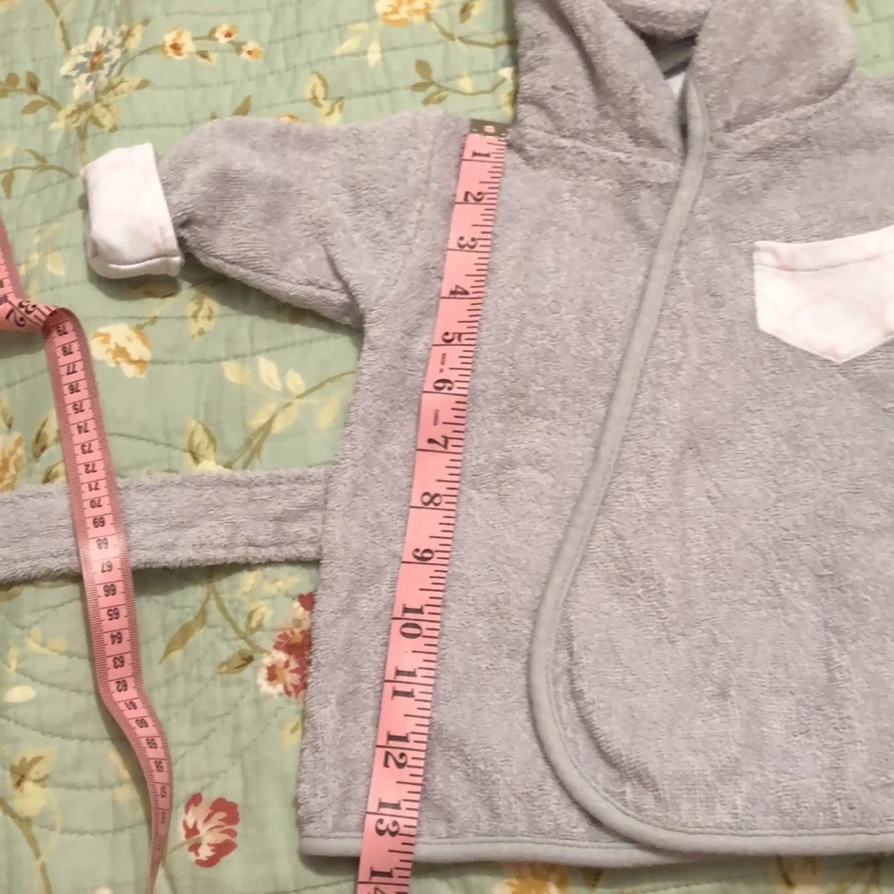 HB baby bathrobe